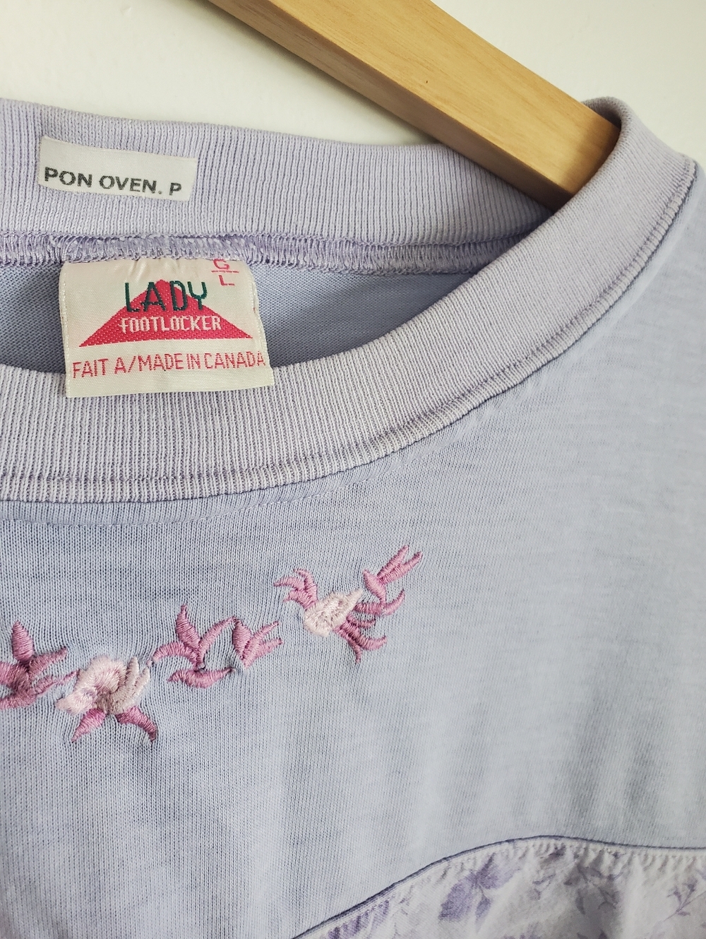 Vintage 80s Large Top lady Footlocker Bubble T-shirt Oversized Flower Embroidery - Picture 4 of 16